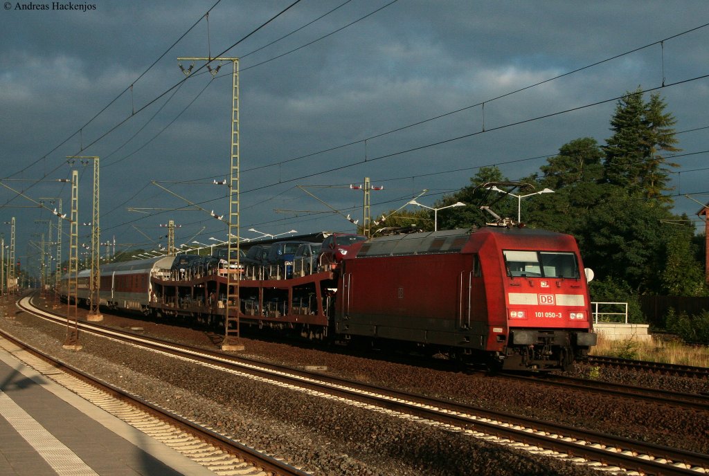 101 050-3 mit dem CNL 1286 (M�nchen Ost-Hamburg-Altona) bei der Durchtfahrt Rottenburg (W�mme) 17.8.10