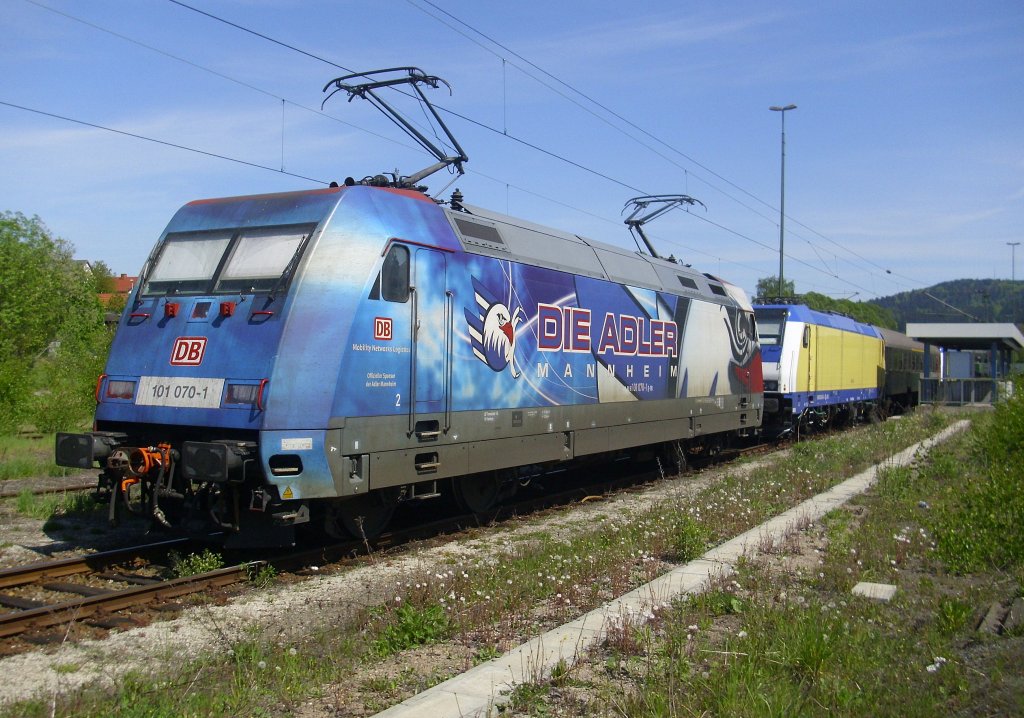 101 070, 2x BR 146 (metronom) und Abelio Steuerwagen im Mai 2011 im Pressiger Bahnhof.