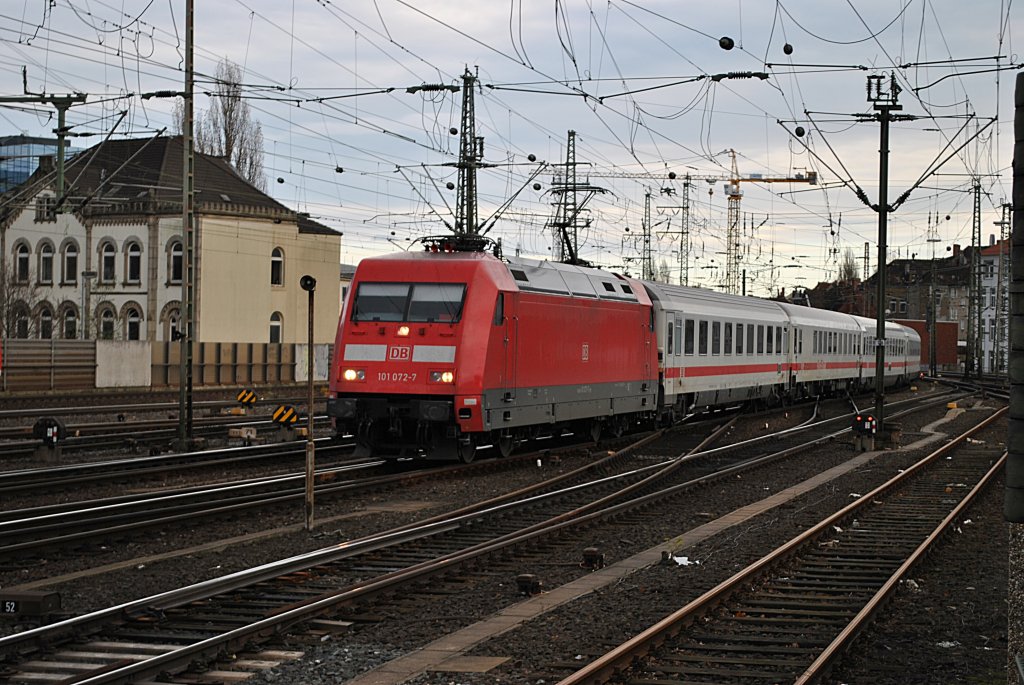 101 072-7, am 14.11.10 in Hannover HBF.