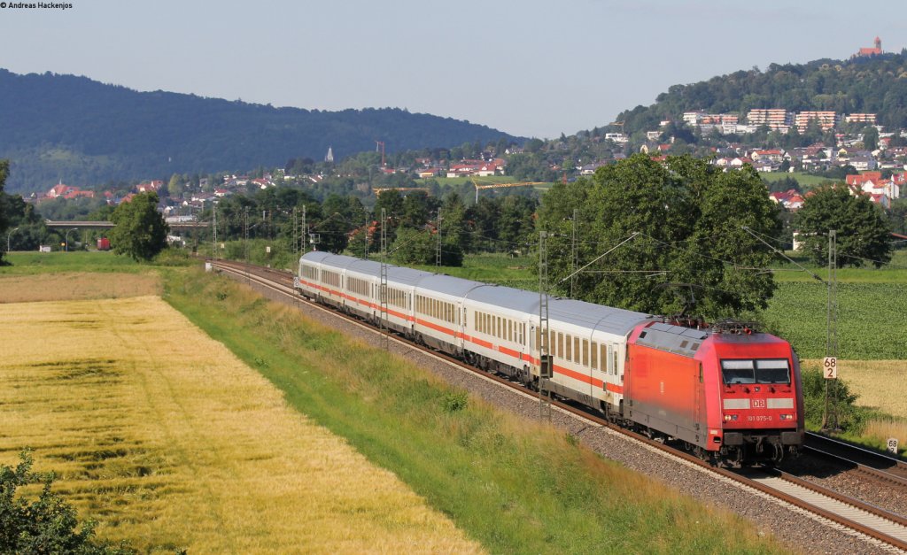 101 075-0 mit dem IC 2373 (Hannover Hbf-Karlsruhe Hbf) bei Heddesheim 8.7.13