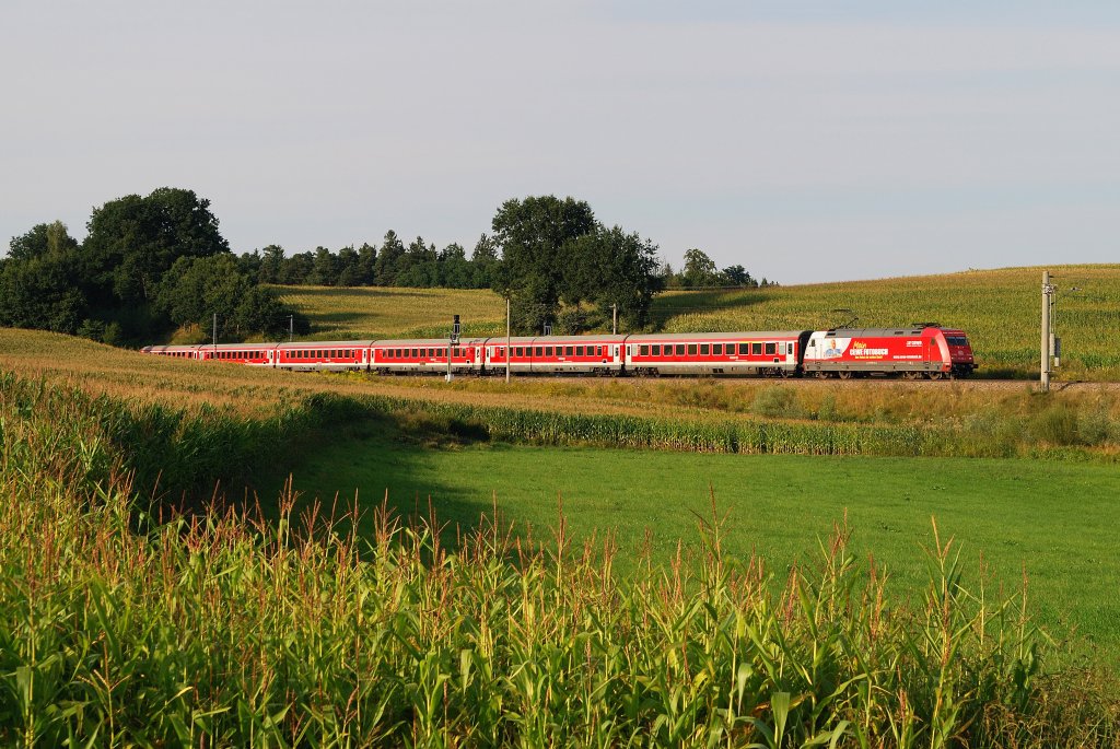 101 080 (CEWE) mit RE 4019 vor Petershausen (14.08.2012)