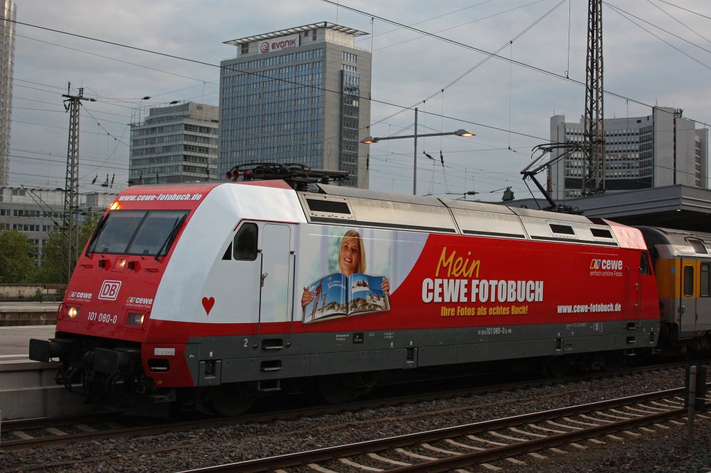 101 080  CEWE  im Portrait:Aufgenommen am 18.5.12 in Essen Hbf.