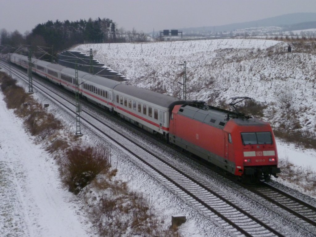 101 087-5 ist hier am 24.01.13 kurz vor Lichtenfels mit einem IC zusehen. Schublok ist 101 111-3. Hier der Nachschu!