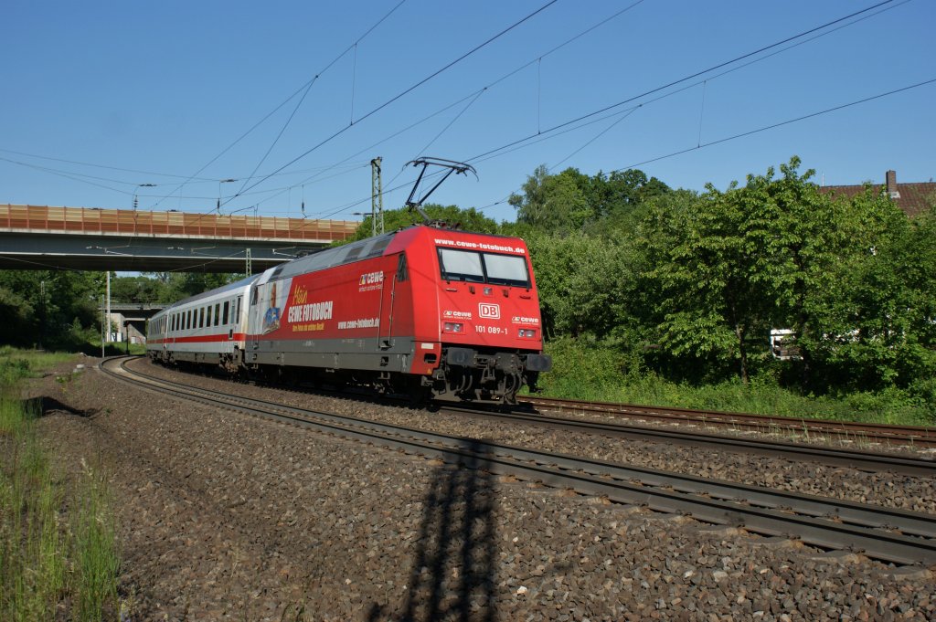 101 089-1 am 06.06.2013 in Gtzenhof.