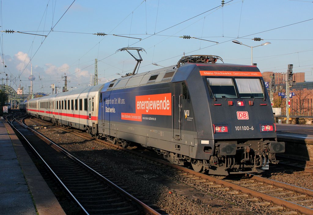 101 100-6 am IC231 in Kln Messe/Deutz am 06.11.2012
