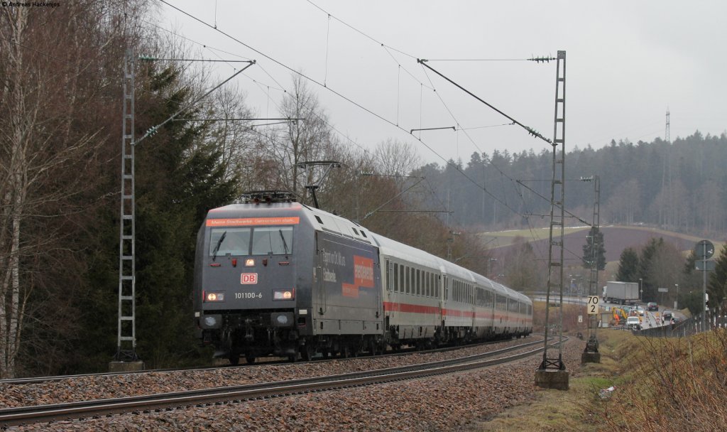 101 100-6  Engeriewende  mit dem IC 2370  Schwarzwald  (Konstanz-Hamburg Altona) bei St.Georgen 9.4.13