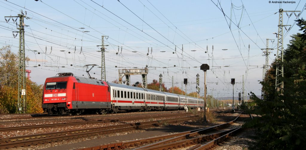 101 120-4 mit dem IC 2279 (Stralsund Hbf-Karlsruhe Hbf) in Karlsruhe Hbf 27.10.11