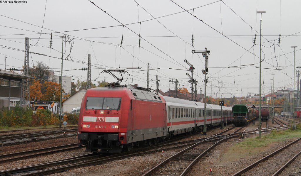 101 122-0 mit dem LPFT 78627 (Villingen(Schwarzw)-Immendingen) bei der Ausfahrt Villingen 8.10.12