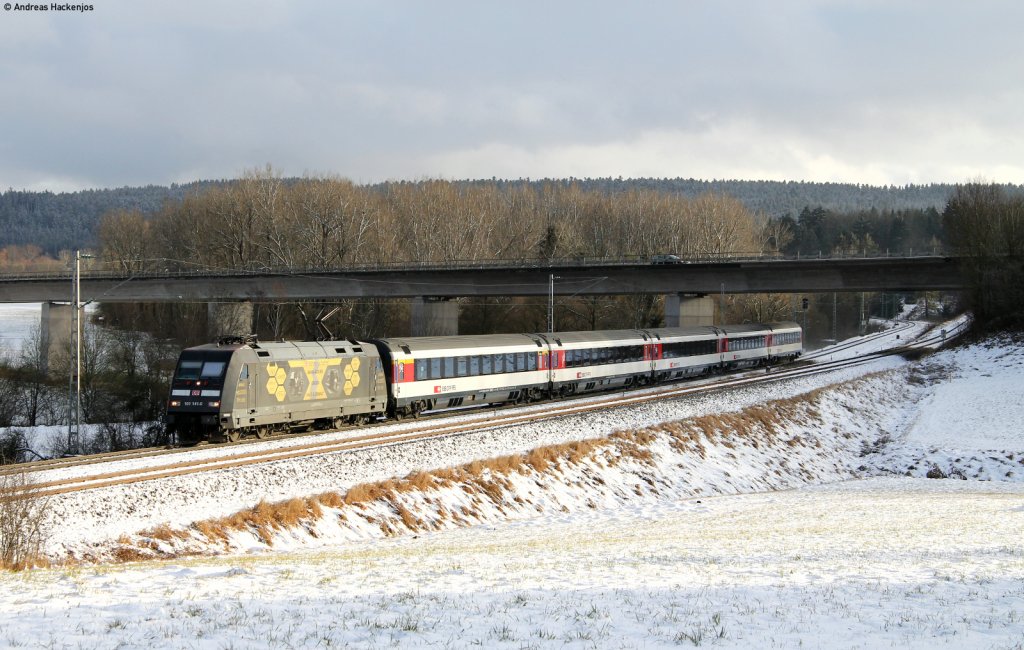 101 141-0  Bahnazubis gegen Hass und Gewalt  mit dem IC 186 (Zrich HB-Stuttgart Hbf) bei Rottweil 30.12.11