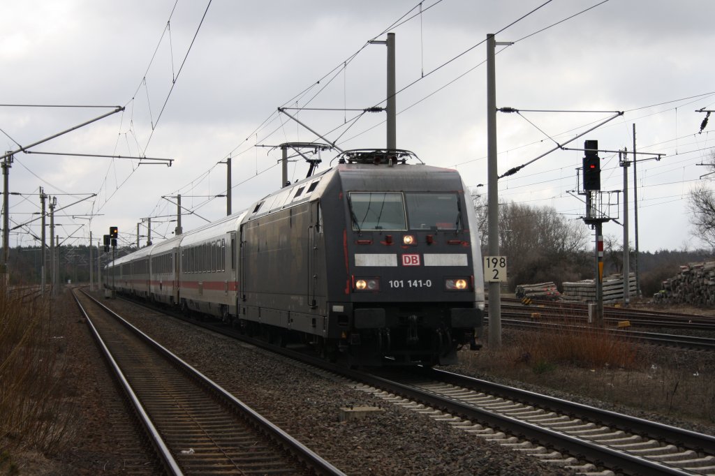 101 141 war am 03.03.2010 mit einem IC von Berlin nach Bad Bentheim in Gifhorn besch�ftigt.