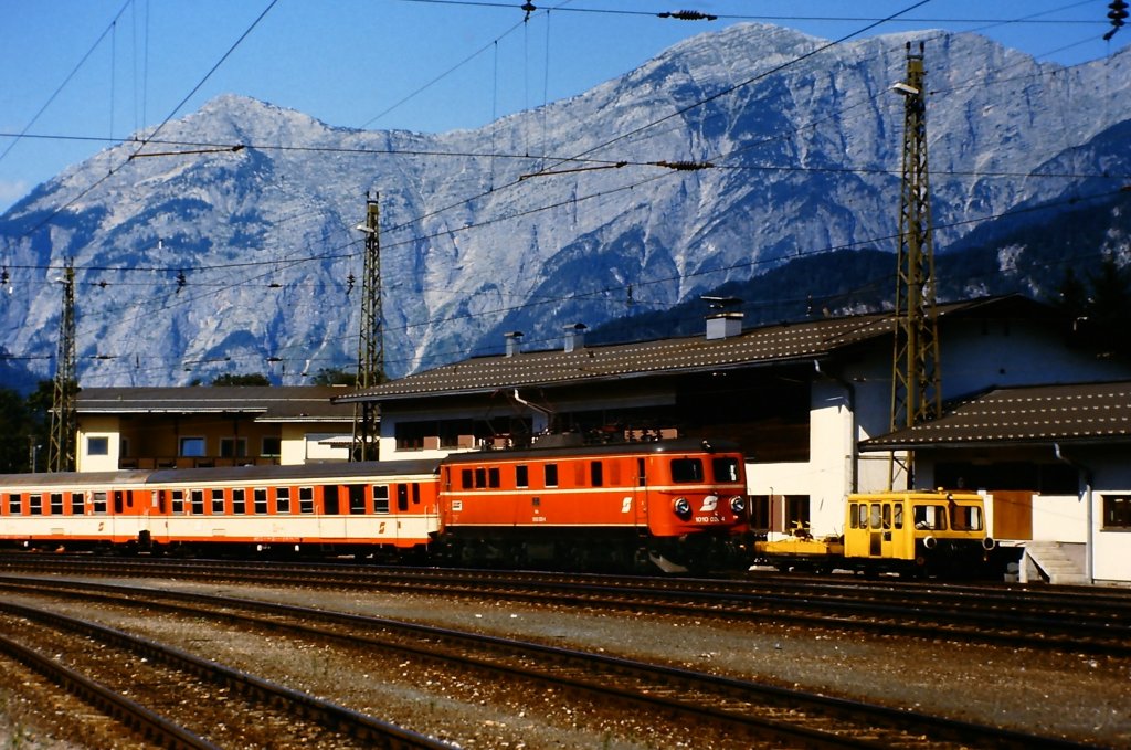 1010 020-4 1987 in Tirol unterwegs, der genaue Aufnahmeort fllt mir nicht mehr ein.