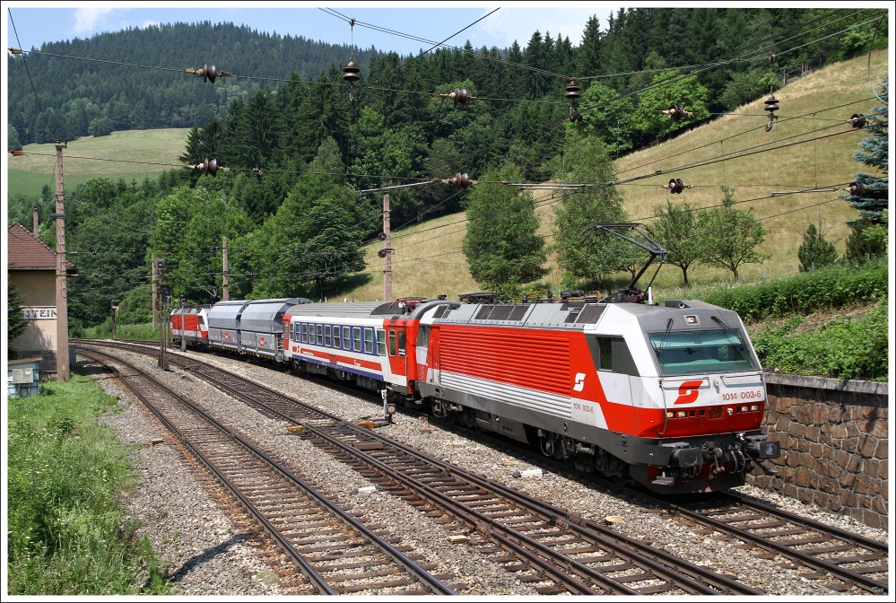 1014 003 + 1014 014 fahren mit dem Messzug SPROB 97754 von Semmering nach Eichberg.Getestet wurden die beiden Talns. 
Breitenstein 3.7.2010