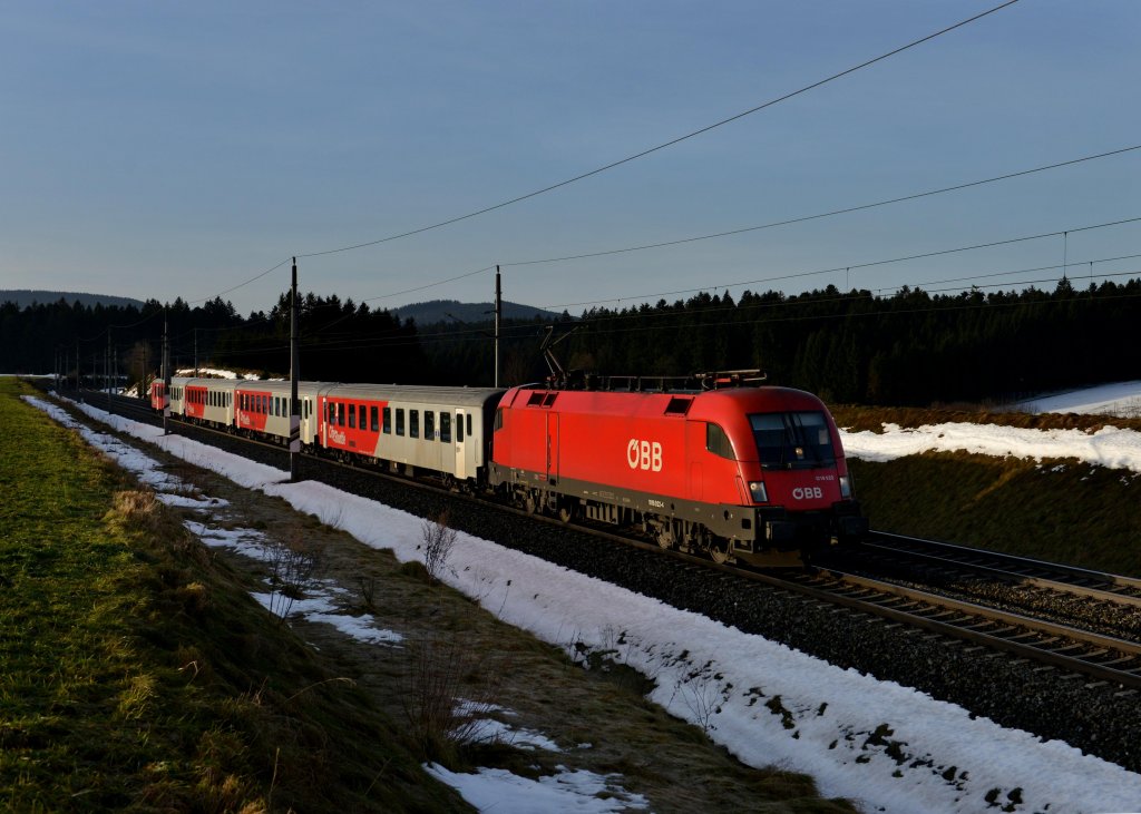 1016 022 mit einem REX am 24.12.2012 bei Pndorf.