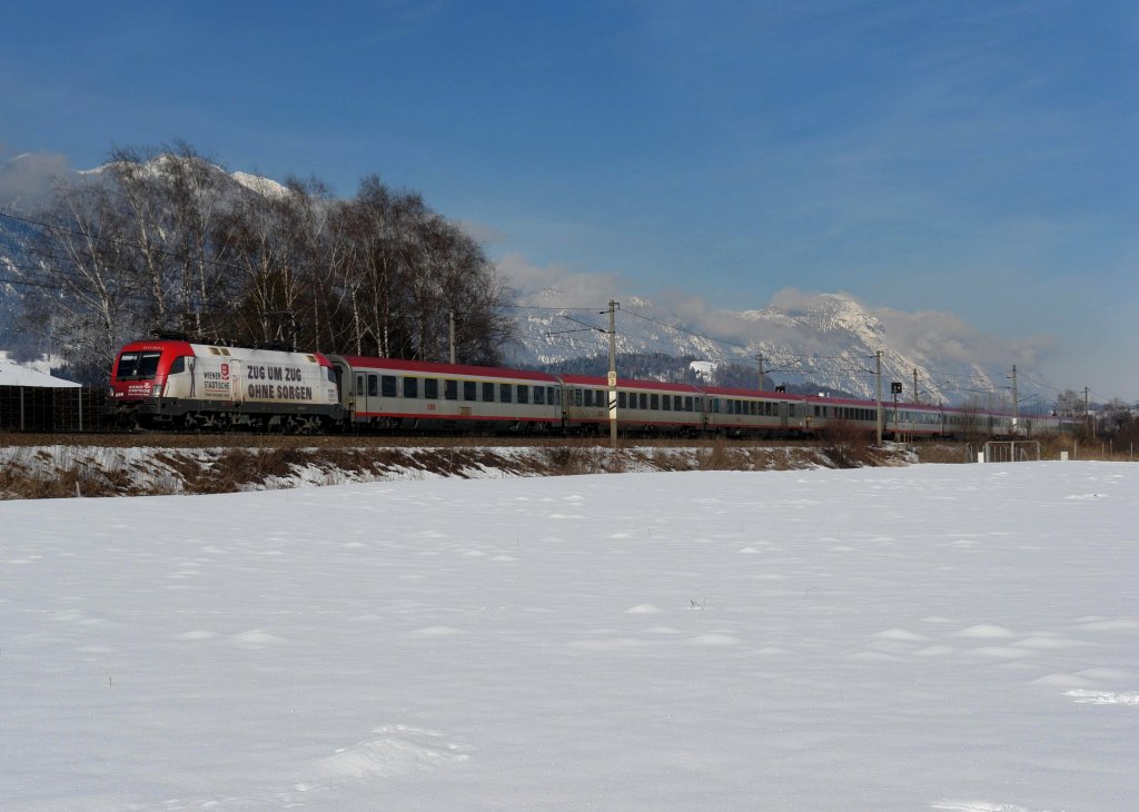 1016 047 mit einem OEC am 25.02.2009 unterwegs bei Brixlegg.