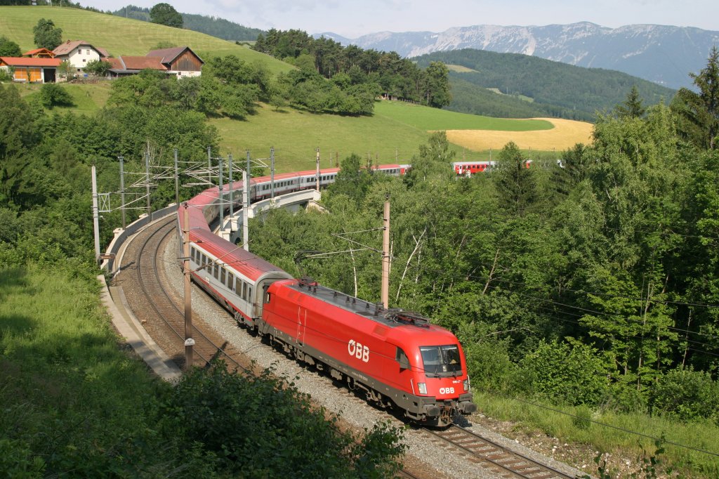 1016.021 mit OIC-531 bei Eichberg am 28.6.13.