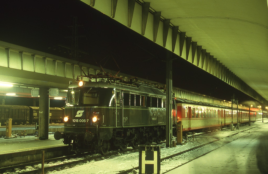 1018 005, Linz Hbf, 22.12.1986.
