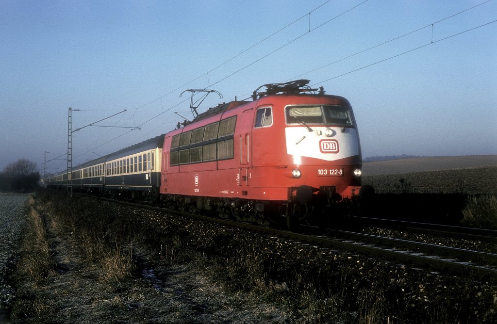 103 122  bei Ensingen  02.12.89