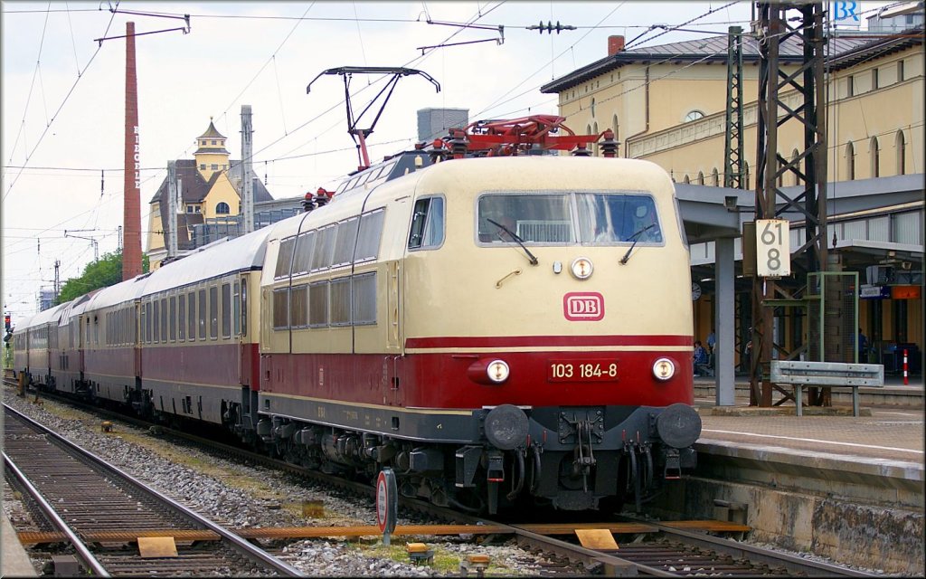 103 184-8 im Augsburger Hbf im Mai 2011