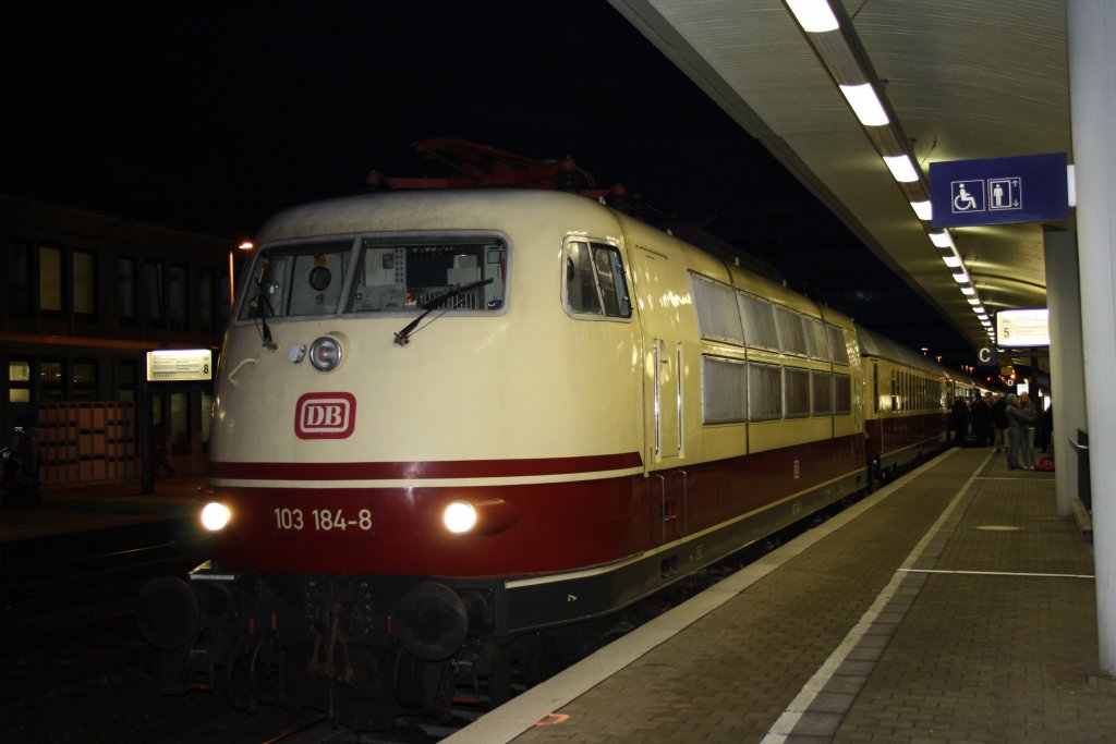 103 184 mit einem Sonderzug von K�ln nach Berlin HBF