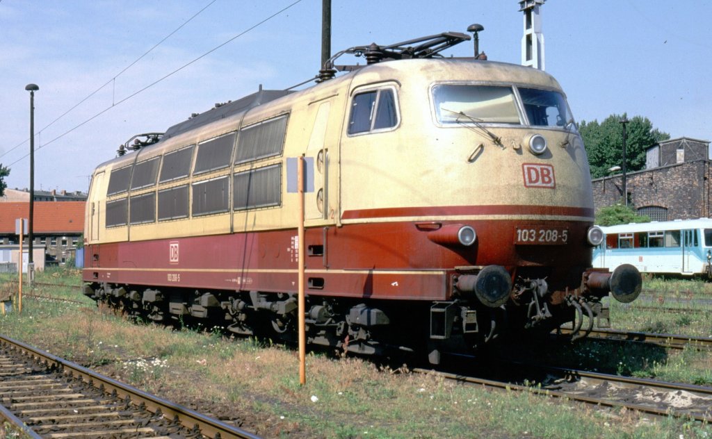 103 208-5 Bw Berlin-Lichtenberg, August 1995