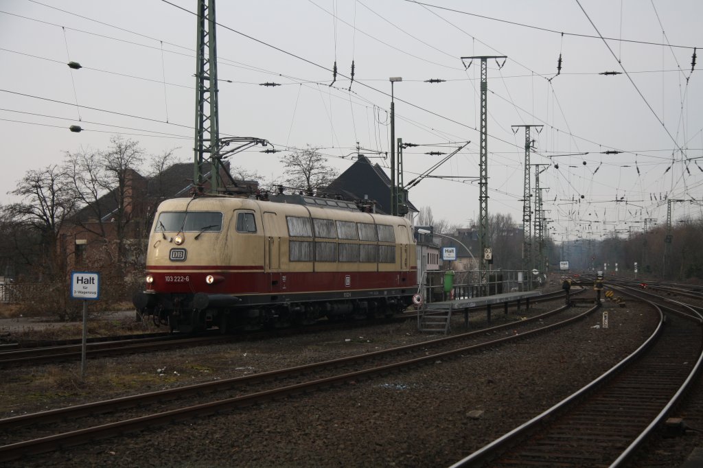 103 222-6 beim Wenden in KMG. 17.03.10