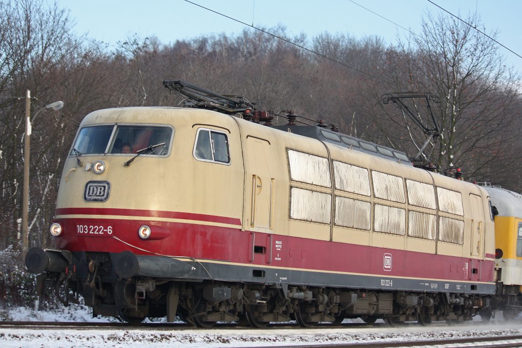 103 222 am 8.12.12 in Krefeld-Hohenbudberg..