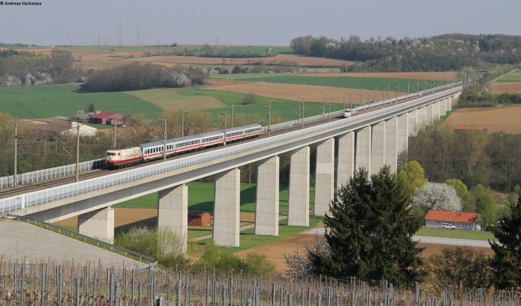 103 235-8 mit dem IC 2316 (Stuttgart Hbf-Wiesbaden Hbf) bei Vaihingen 24.4.13