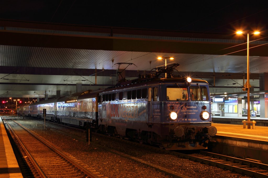1042 520-8 mit dem D349 (Dsseldorf Hbf - Assmannshausen) in Dsseldorf Hbf am 31.12.12