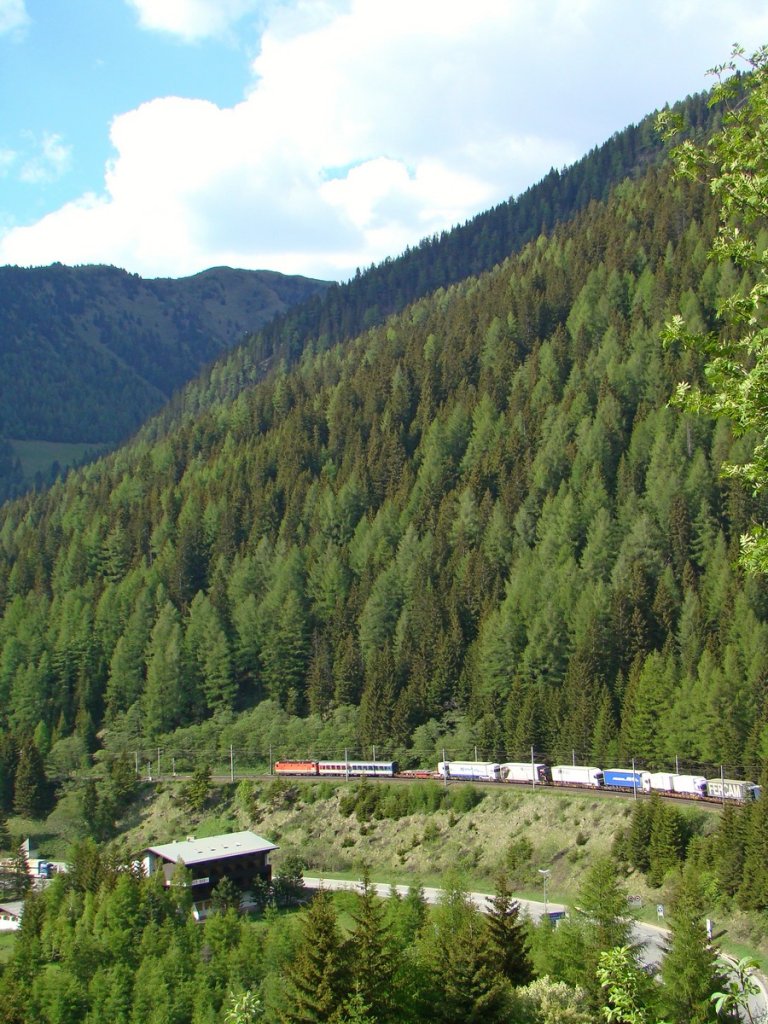 1044 als Rola Schiebe, kurz vor Brennersee. 19.05.2011