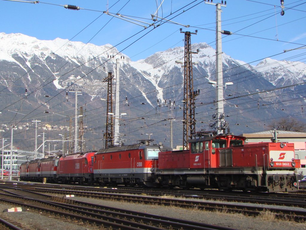 1063 043-2 in Innsbruck.03.12.2009