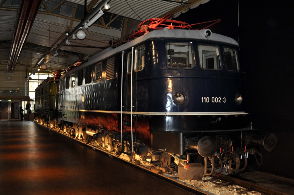 110 002-3 im DB Museum Nrnberg (02.12.2011)