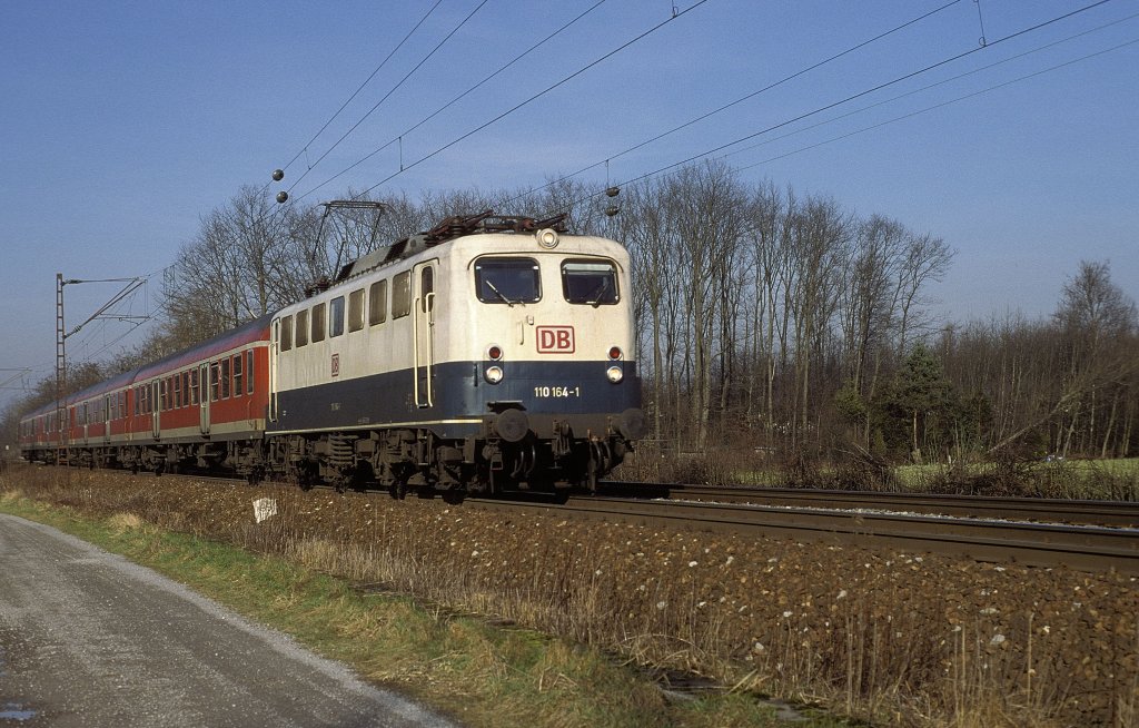 110 182  bei Rastatt  01.02.00