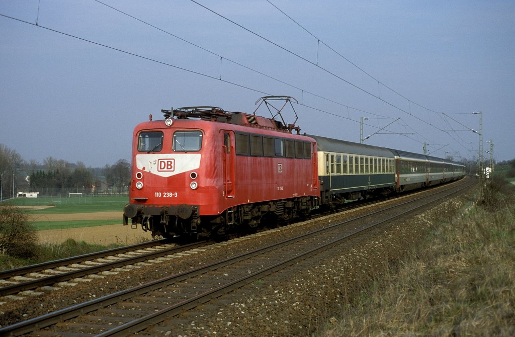 110 238  bei Eutingen  01.04.99