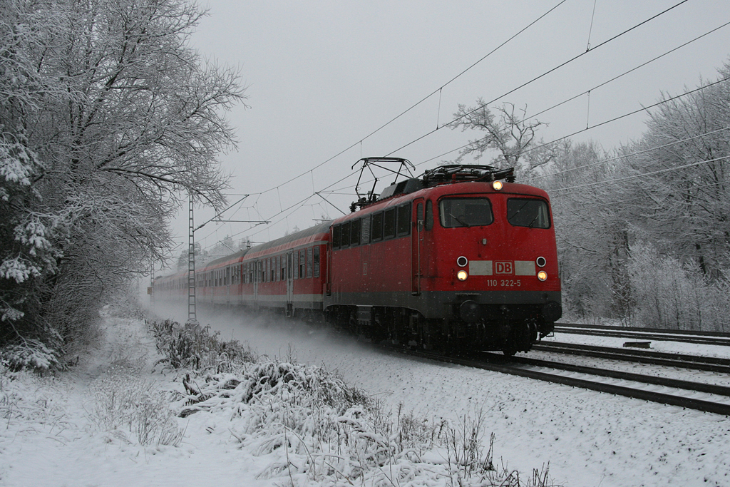 110 322 mit RB am 12.12.2009 in Haar.