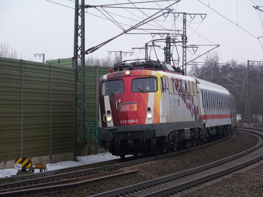 110 329-0 in Lehrte, im Febura 2010.