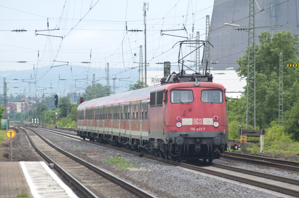 110 401 in Urmitz/Bf am 07.06.2012.