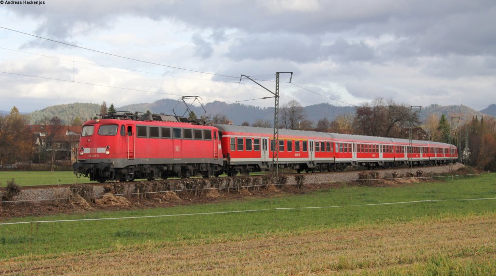 110 416-5 mit dem Lr 70674 (Kirchzarten-Freiburg(Brsg)Hbf) bei Kirchzarten 25.11.12