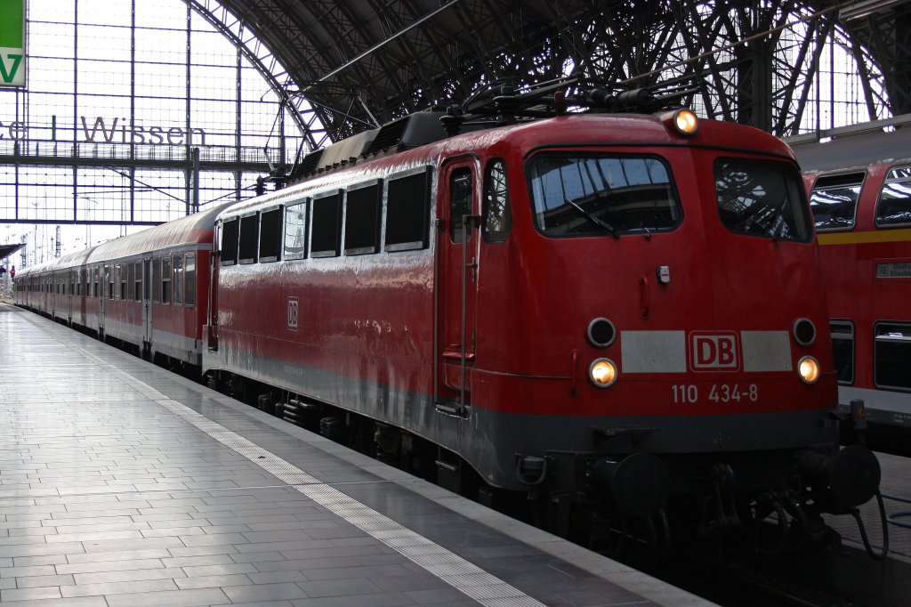 110 434 am 15.8.12 in Frankfurt am Main Hbf.