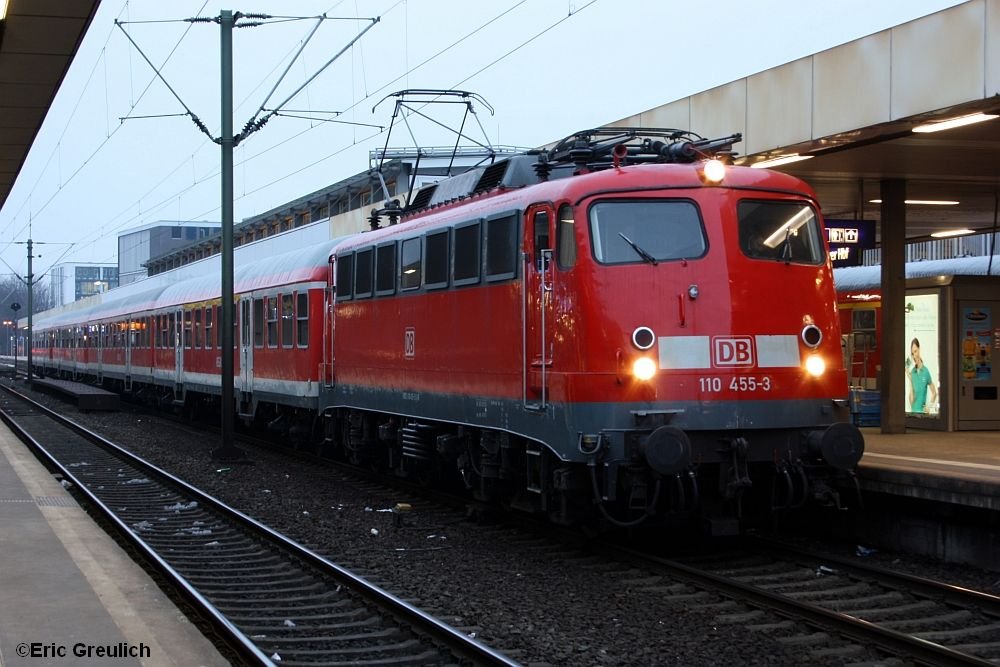 110 455 in Hannover HBf mit ihrem RE nach Wolfsburg am 22.1.10.