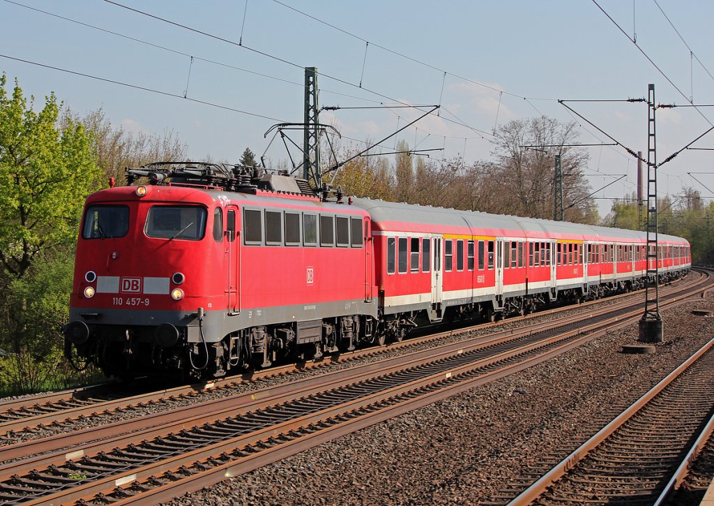 110 457-9 am RB35 in Kln Stammheim am 24.04.2013