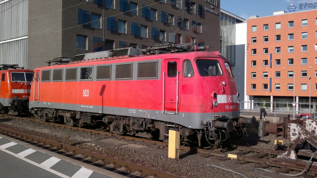110 462 in Hannover HBF am Prellbock abgestellt. Foto vom 28.10.2011.