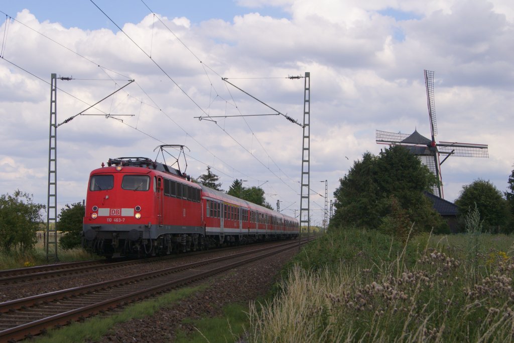 110 463-7 mit einem RE 4 Verstrker in Bttgen am 08.07.2011
