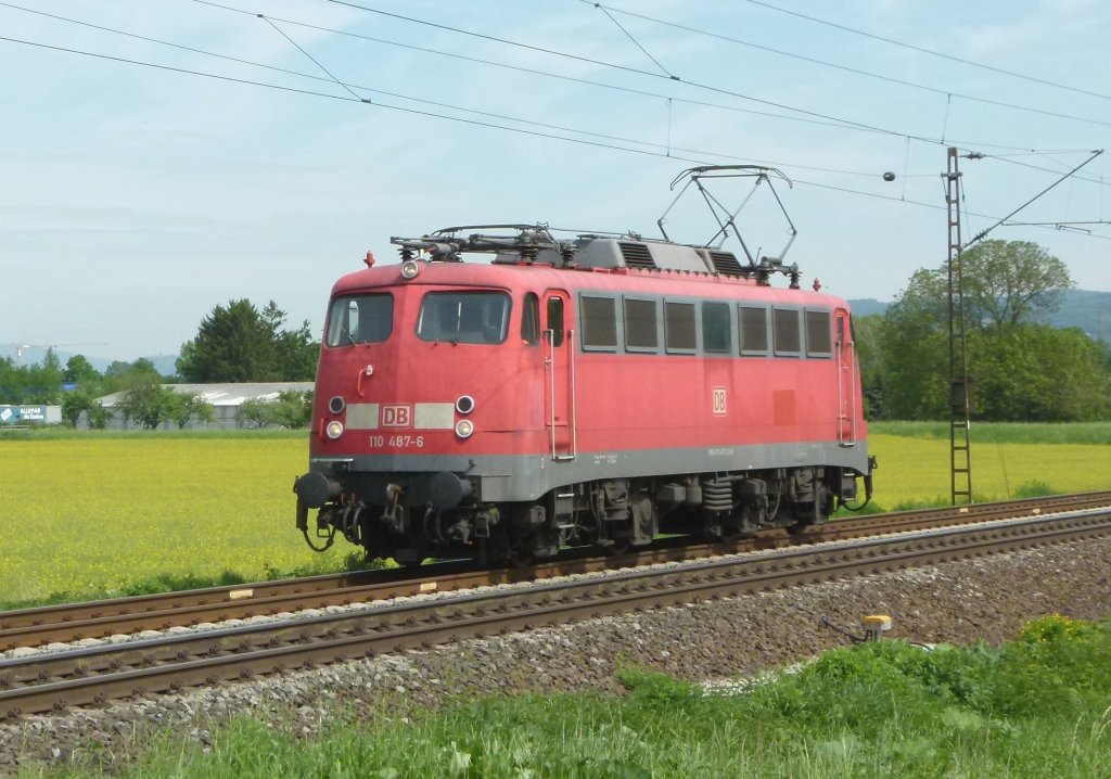 110 487-6 ist Lz am 11.05.2012 bei L�tzelsachsen
