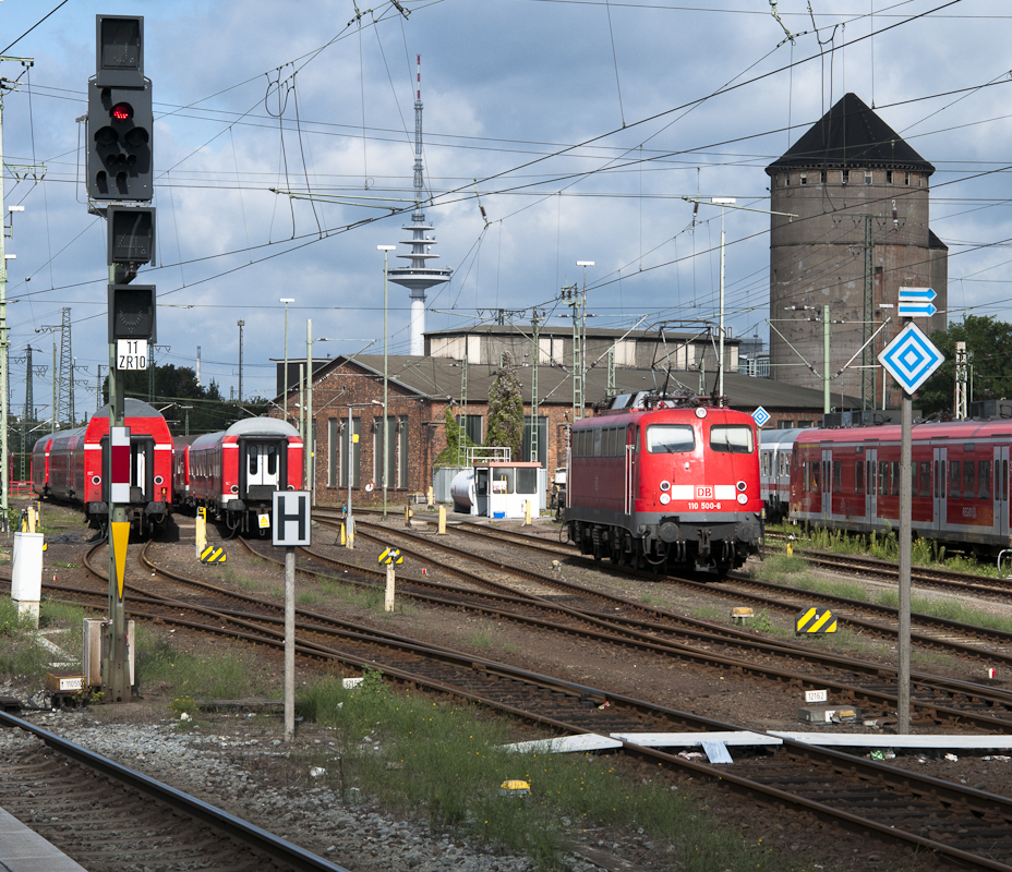110 500-6 am 25. August 2010 in Bremen Hbf.