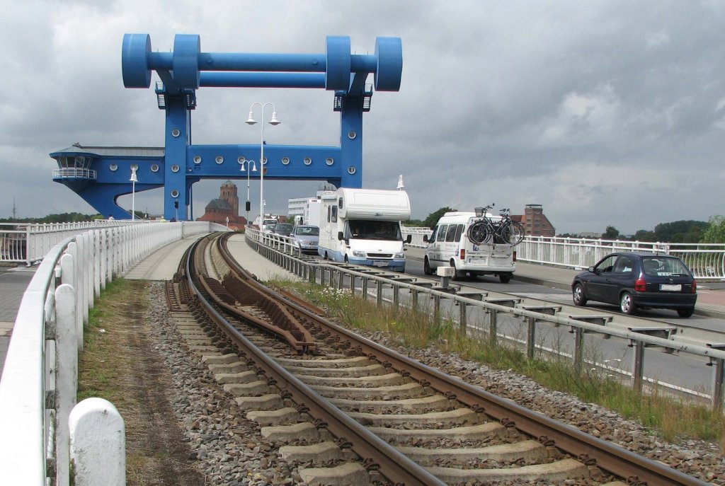 11.07.2009 Wolgast, Peenebrcke ; Auffahrt von der Inselseite