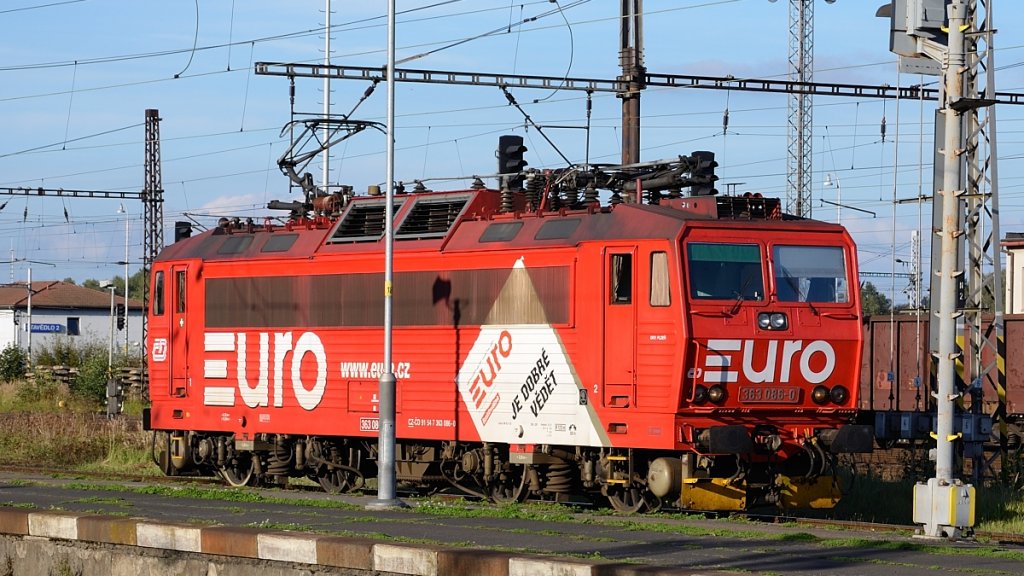 11.09.2011 CD BR 363 als Werbelok im Bf Cheb.