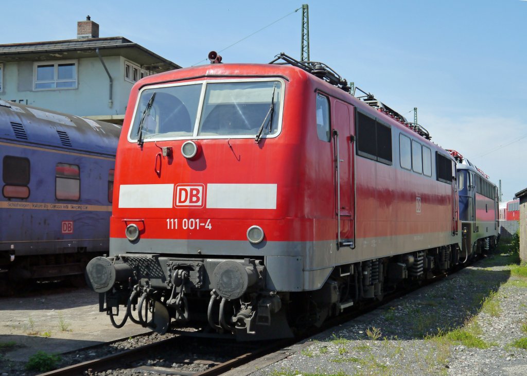 111 001 im DB Museum Koblenz-L�tzel. (24.07.12)