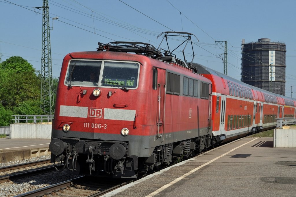 111 006 in Augsburg-Oberhausen am 25.05.2010 

