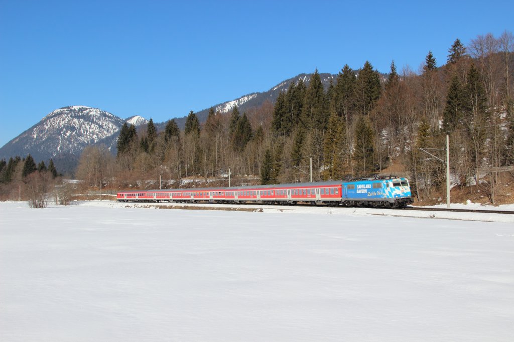 111 017-0 mit der RB RB 5413 (Mnchen Hbf - Innsbruck Hbf) in Klais am 03.03.13