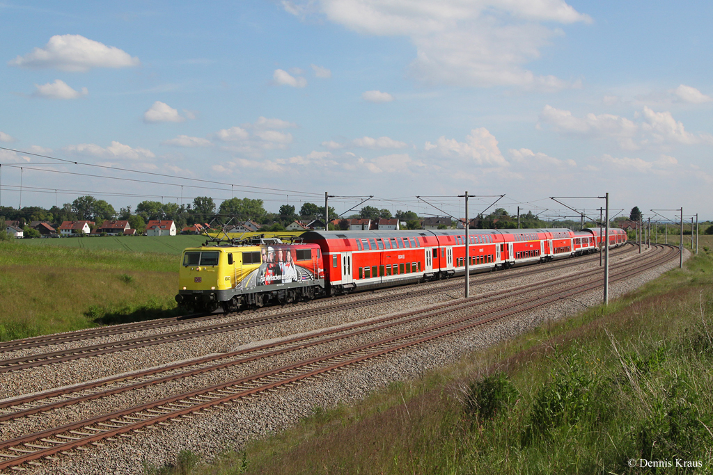 111 024 mit RE 4034 am 05.06.2013 bei Hebertshausen.